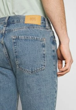 BDG Urban Outfitters DAD - Jeans Tapered Fit - Light Wash -BDG Urban Outfitters shop 012e090395e941989faed091b2cdcc7c