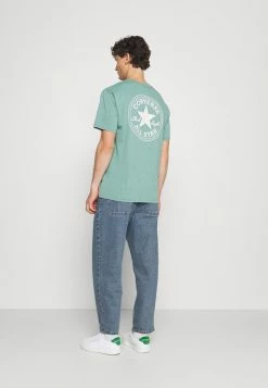 BDG Urban Outfitters BOW - Jeans Tapered Fit - Light Wash -BDG Urban Outfitters shop 02acfaf818274fc2906a2ed7bc7c0aed