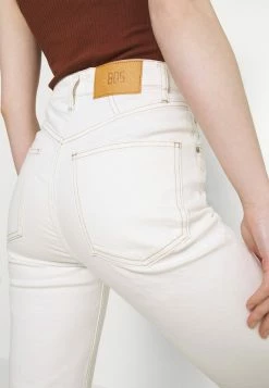 BDG Urban Outfitters FLARE - Flared Jeans - White -BDG Urban Outfitters shop 0361c8819945471d812d25c8f99be33c