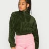 BDG Urban Outfitters HALF ZIP CROP - Fleece Jumper - Wood Green 1 BDG Urban Outfitters HALF ZIP CROP - Fleece Jumper - Wood Green -BDG Urban Outfitters shop 0609778dc0724aeba0e3187acb09deb1