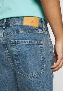 BDG Urban Outfitters DAD - Denim Shorts - Light Wash -BDG Urban Outfitters shop 07bad58a5c9a4ea38f6c404fcea19f64