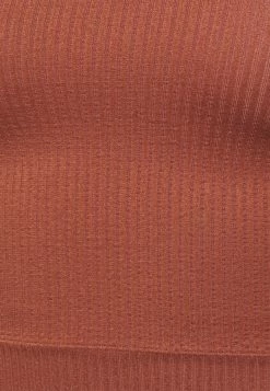 BDG Urban Outfitters HARRIET STRAIGHT NECK CAMI - Top - Mink 4 BDG Urban Outfitters HARRIET STRAIGHT NECK CAMI - Top - Mink -BDG Urban Outfitters shop 07e70c95ce454dfbb2284cb9bbd906cc