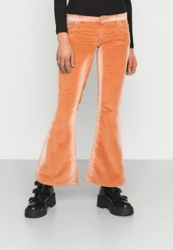 BDG Urban Outfitters WASH FLARE - Trousers - Amber