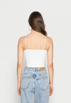 BDG Urban Outfitters HARRIET STRAIGHT NECK CAMI - Top - White -BDG Urban Outfitters shop 0ba95bc30ce94a23993ee87fa71faf39