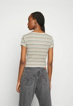 BDG Urban Outfitters BUTTON UP CAP SLEEVE - Print T-shirt - Green 4 BDG Urban Outfitters BUTTON UP CAP SLEEVE - Print T-shirt - Green -BDG Urban Outfitters shop 107b8710ef514805ba6a3bf82fae50a4