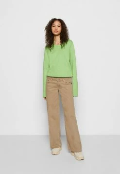 BDG Urban Outfitters shop -BDG Urban Outfitters shop 11f8f312d7f54331a793261b2139a176