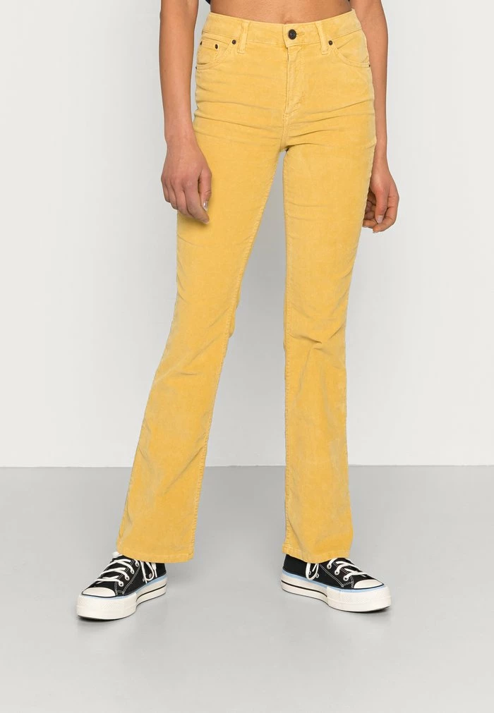 FLARE - Trousers - ceylon yellow BDG Urban Outfitters FLARE - Trousers - Ceylon Yellow -BDG Urban Outfitters shop 136ce0586a7f4080a24716fd045455bd