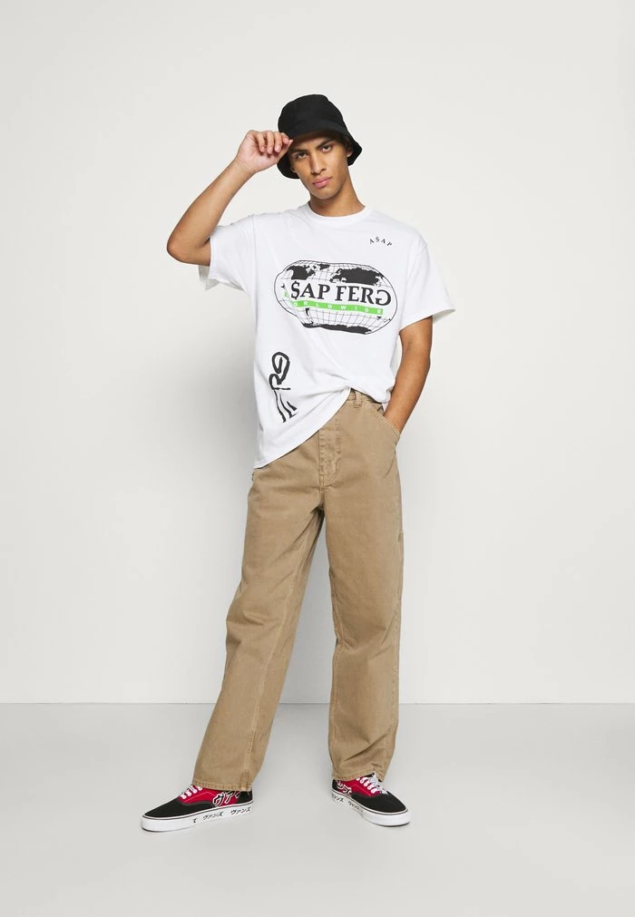 CANVAS CARPENTER - Straight leg jeans - caramel BDG Urban Outfitters CANVAS CARPENTER - Straight Leg Jeans - Caramel -BDG Urban Outfitters shop 181b028587804cb9aa0d0d445f1a4a6e