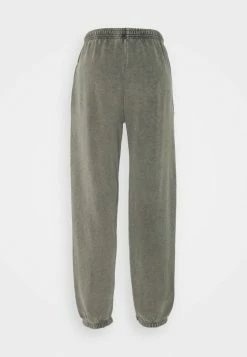 BDG Urban Outfitters OVERDYED JOGGER - Tracksuit Bottoms - Charcoal -BDG Urban Outfitters shop 19a603a7c28044c1af7dee423d8ec92c
