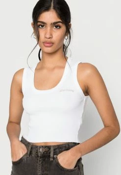 BDG Urban Outfitters RELAX SCOOP TANK - Top - White -BDG Urban Outfitters shop 1c2ff9b0e50843279cd4d2cc30cfc354