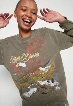 BDG Urban Outfitters DAKOTA EAGLE - Sweatshirt - Khaki 5 BDG Urban Outfitters DAKOTA EAGLE - Sweatshirt - Khaki -BDG Urban Outfitters shop 21ca9cad7a964fdb9eae0d7dc6775ae6