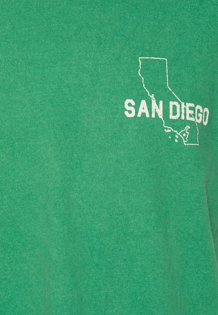 CALIFORNIA MAP TEE UNISEX - Print T-shirt - green BDG Urban Outfitters CALIFORNIA MAP TEE UNISEX - Print T-shirt - Green -BDG Urban Outfitters shop 23367460b91e41fe8a2a631b5f72c3db