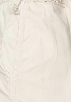 BDG Urban Outfitters CHUTE CARGO BAGGY TECH PANT - Trousers - Ecru -BDG Urban Outfitters shop 24c7ed67c5bc452d9019f4798d040f7e