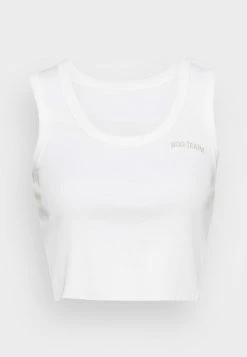 BDG Urban Outfitters RELAX SCOOP TANK - Top - White -BDG Urban Outfitters shop 27c5a019c7a44c77b0a3da1927a480c0