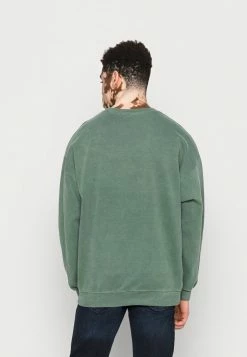 BDG Urban Outfitters CREST CREW NECK UNISEX - Sweatshirt - Green -BDG Urban Outfitters shop 357fbcf534ca492eb53f1cb807de9efd