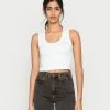 BDG Urban Outfitters RELAX SCOOP TANK - Top - White -BDG Urban Outfitters shop 36fdfc0f749a4b9590c28276fab95ff5