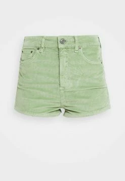 BDG Urban Outfitters TAMPA HOT PANT - Shorts - Basil Green -BDG Urban Outfitters shop 384936839d094a51a7c48004024589eb