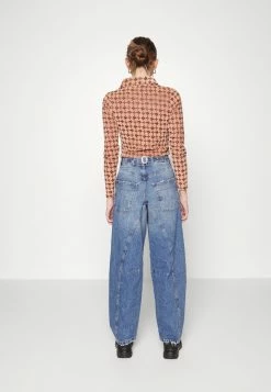 BDG Urban Outfitters LOGAN - Relaxed Fit Jeans - Mid Vintage -BDG Urban Outfitters shop 3e7b65b0f0bc4d4abbcb29d4a3fe0a89