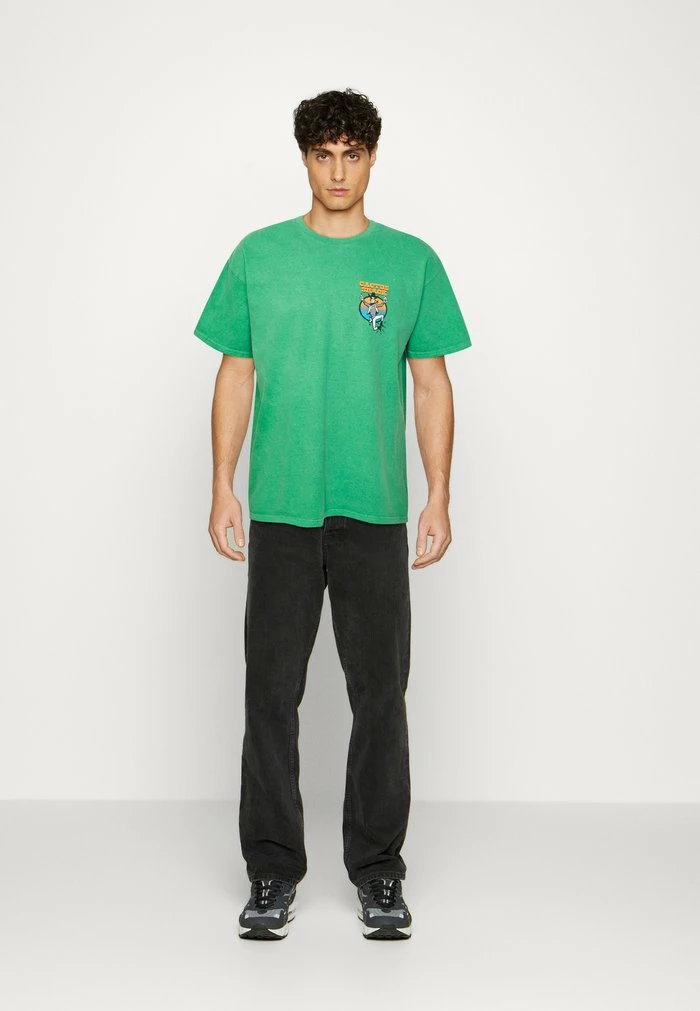 CACTUS SHACK TEE UNISEX - Print T-shirt - green BDG Urban Outfitters CACTUS SHACK TEE UNISEX - Print T-shirt - Green -BDG Urban Outfitters shop 40f6dbdf4c284e5e9f5edcc0bc50e7a1