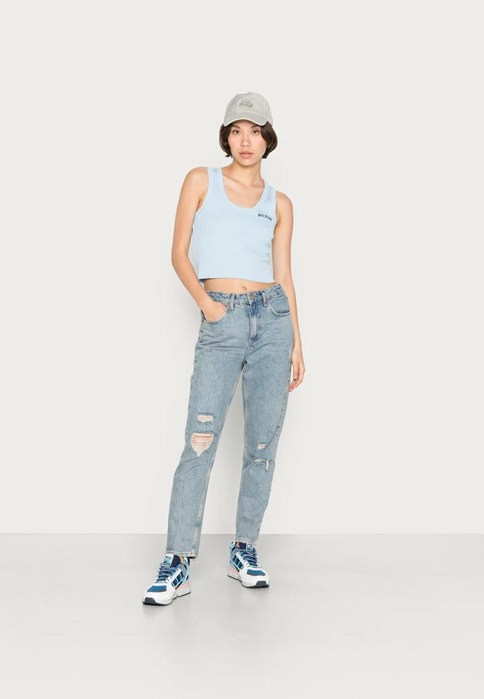 RELAX SCOOP TANK - Top - blue BDG Urban Outfitters RELAX SCOOP TANK - Top - Blue -BDG Urban Outfitters shop 4a8e371ee35743c9b5f4ea28984256d1