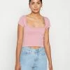 BDG Urban Outfitters SEAMLESS SQUARE NECK CAP SLEEVE TEE - Basic T-shirt - Orchid -BDG Urban Outfitters shop 4aee9826fcf846e3aca512b06c8a41b1