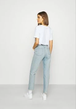 BDG Urban Outfitters MOM - Relaxed Fit Jeans - Bleach -BDG Urban Outfitters shop 4cdd538287314165966d3bc8203e4a0c