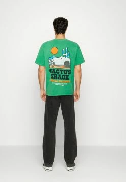 BDG Urban Outfitters CACTUS SHACK TEE UNISEX - Print T-shirt - Green 4 BDG Urban Outfitters CACTUS SHACK TEE UNISEX - Print T-shirt - Green -BDG Urban Outfitters shop 4f307102bf594c76bc87ce7e0157c708
