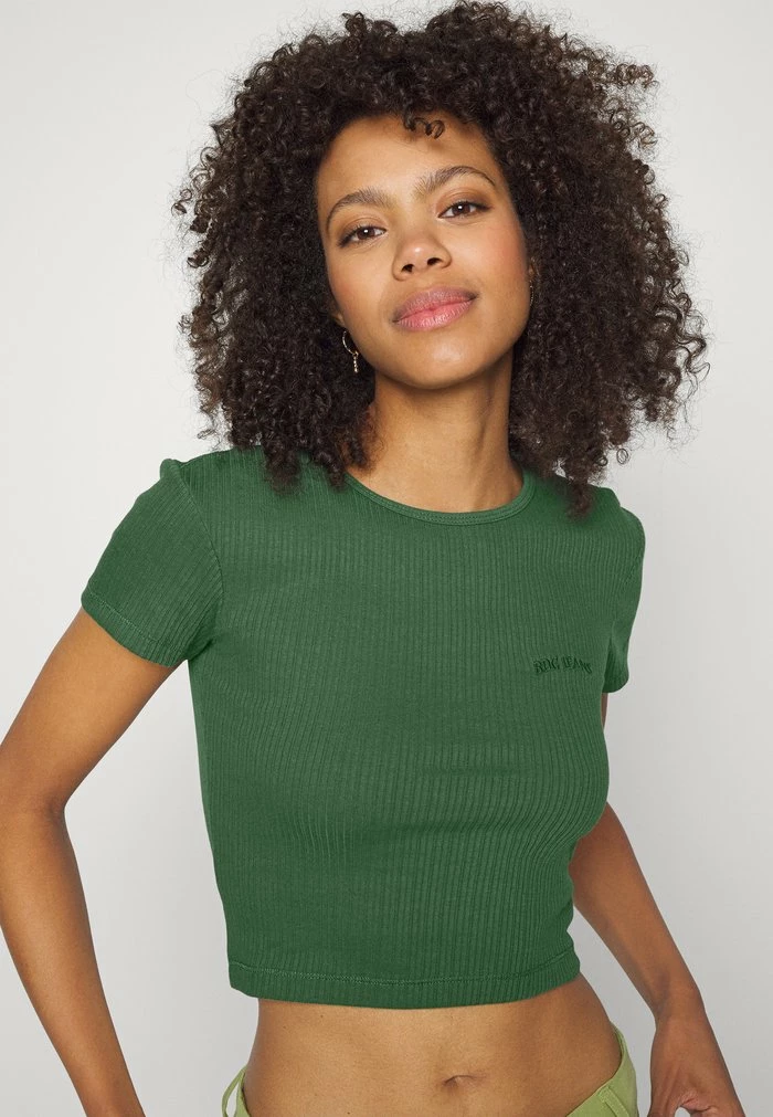 BABY - Basic T-shirt - green BDG Urban Outfitters BABY - Basic T-shirt - Green -BDG Urban Outfitters shop 5742d31894fb4a9f8541e4a9ee31a9e3