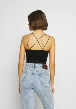 BDG Urban Outfitters STRAPPY BACK CAMI - Top - Black -BDG Urban Outfitters shop 5abeb06ec8a040159140043124bfa6bf