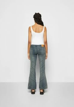 BDG Urban Outfitters SEAM LOW RISE FLARE - Flared Jeans - Grey -BDG Urban Outfitters shop 5c9f76f0576c4328812569647a270028