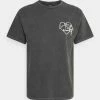 BDG Urban Outfitters KIND HEART TEE UNISEX - Print T-shirt - Charcoal 1 BDG Urban Outfitters KIND HEART TEE UNISEX - Print T-shirt - Charcoal -BDG Urban Outfitters shop 5f294226331749c29689e9f7646a0202