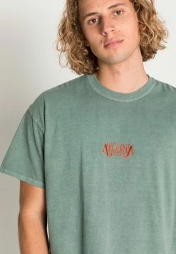 BDG Urban Outfitters ATLANTA TEE UNISEX - Print T-shirt - Teal -BDG Urban Outfitters shop 659b958fd7d745c5afbd3b4dd1f30c1e