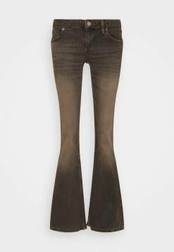 BDG Urban Outfitters LOW RISE - Flared Jeans - Cowboy Black -BDG Urban Outfitters shop 66e1db5ec0be40a58d15482b4b39befb