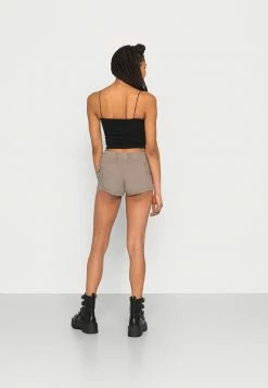 BDG Urban Outfitters POPLIN - Shorts - Khaki -BDG Urban Outfitters shop 678b88e68c7a4be189983b4bb038a327