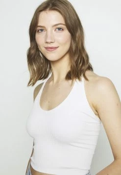 BDG Urban Outfitters JACKIE HALTER - Top - White -BDG Urban Outfitters shop 6a3a354086c747bf87657474018e9063