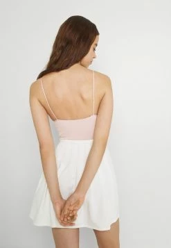 BDG Urban Outfitters BUNGY BODYSUIT - Top - Rose -BDG Urban Outfitters shop 723f322728d840da9aa97714e3201aae