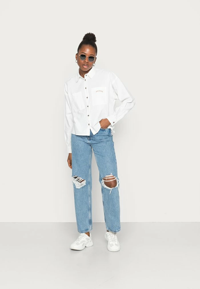 CROP SHIRT - Blouse - white BDG Urban Outfitters CROP SHIRT - Blouse - White -BDG Urban Outfitters shop 777153371a4d43d29b48850bfd7fa32d