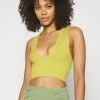 BDG Urban Outfitters JOSIE SEAMLESS V-NECK VEST - Top - Yellow -BDG Urban Outfitters shop 78370ad35fbb46a9aa68fa5aba0add05