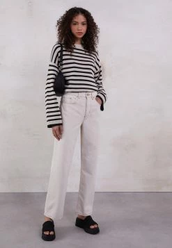 BDG Urban Outfitters AUTHENTIC STRAIGHT - Straight Leg Jeans - White