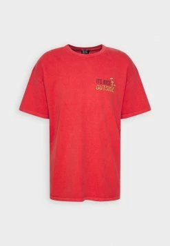 BDG Urban Outfitters MUSHROOM OUTSIDE TEE UNISEX - Print T-shirt - Washed Red -BDG Urban Outfitters shop 7a5fe960a3874727a4f86ce52b0a7ec9