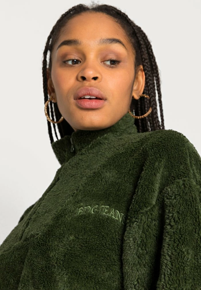 HALF ZIP CROP - Fleece jumper - wood green BDG Urban Outfitters HALF ZIP CROP - Fleece Jumper - Wood Green -BDG Urban Outfitters shop 7bbe565019c74bcebba61bc2301f8721