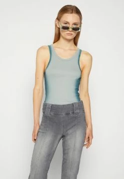 BDG Urban Outfitters MISSY FLARE - Flared Jeans - Grey -BDG Urban Outfitters shop 7f148cb6f38f4d4385584b5281dd1e94