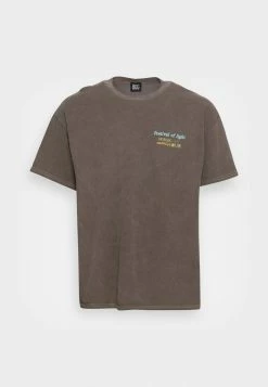 BDG Urban Outfitters GARDEN STATE TEE - Print T-shirt - Chocolate -BDG Urban Outfitters shop 7f75bcc853bc4be798b67b5011e95fe0
