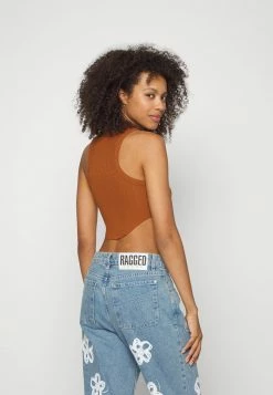 BDG Urban Outfitters HIGH NECK TANK WITH RAW CURVED HEM - Top - Choc -BDG Urban Outfitters shop 813e0a83d12545ffa86d6196679dcd66