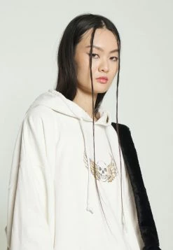 BDG Urban Outfitters TATTOO HOODIE - Sweatshirt - White -BDG Urban Outfitters shop 90046f51cb404901a9fe349befc71986