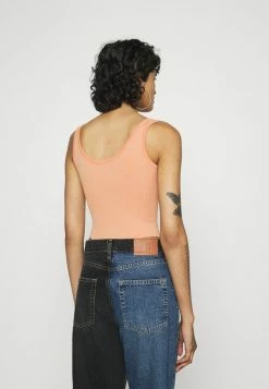 BDG Urban Outfitters DREW SCOOP BODYSUIT - Top - Pink -BDG Urban Outfitters shop 9b0512f826b642ac8e77727b63a3253d