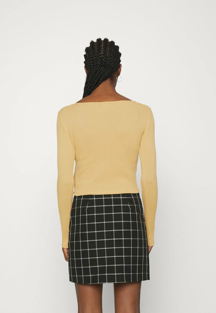 BALLET WRAP - Jumper - sand BDG Urban Outfitters BALLET WRAP - Jumper - Sand -BDG Urban Outfitters shop 9bdb0bf1f03f41ff8b3a6f3e0d25e283