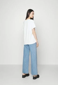 BDG Urban Outfitters PUFF TEE - Print T-shirt - White -BDG Urban Outfitters shop 9c7051fe9b9e4db1b1d32e20c89bf8fd