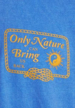 BDG Urban Outfitters PHOTGRPAHIC PEACE TEE UNISEX - Print T-shirt - Blue -BDG Urban Outfitters shop a5872e9b37b245fe8ff1a26a328805cf