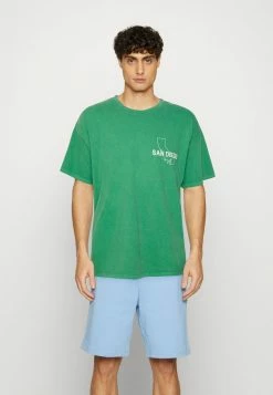 BDG Urban Outfitters CALIFORNIA MAP TEE UNISEX - Print T-shirt - Green 4 BDG Urban Outfitters CALIFORNIA MAP TEE UNISEX - Print T-shirt - Green -BDG Urban Outfitters shop a5be8436eea848ca9e2125e472995a3f